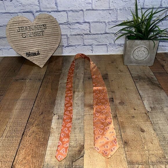 Hugo Boss Paisley Silk Tie - Picture 3 of 8